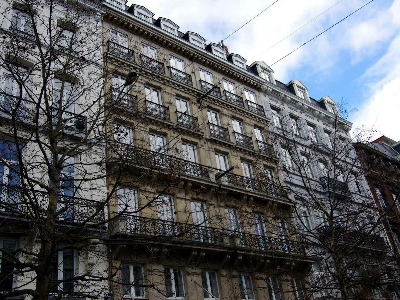 Catalonia Grand Place Hotel Brussels Exterior photo